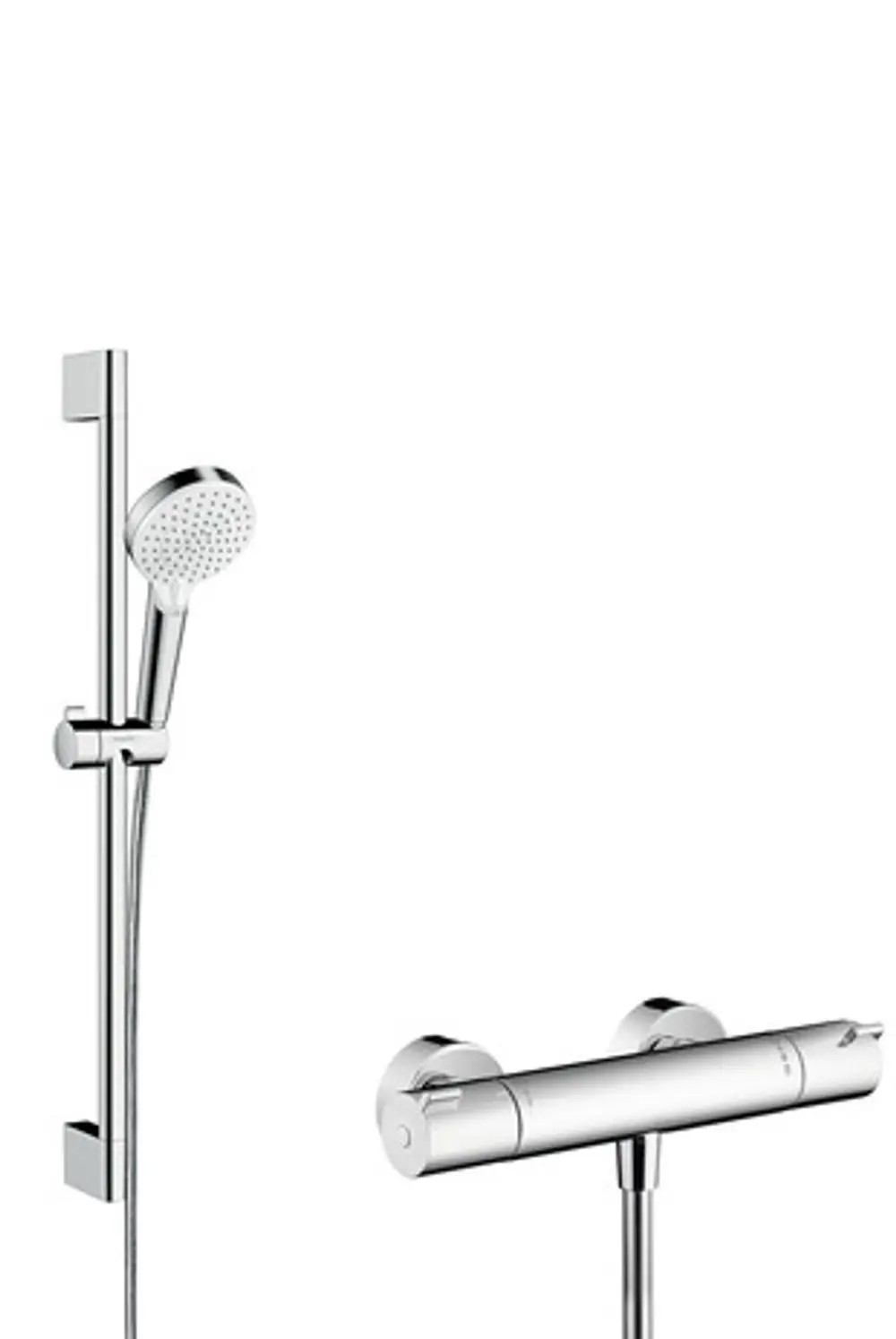 Brausesystem von Hansgrohe mit einer Wandstange und einem Thermostat. Der Duschkopf ist höhenverstellbar und hat einen flexiblen Schlauch. Metallisches Finish in Chrom.